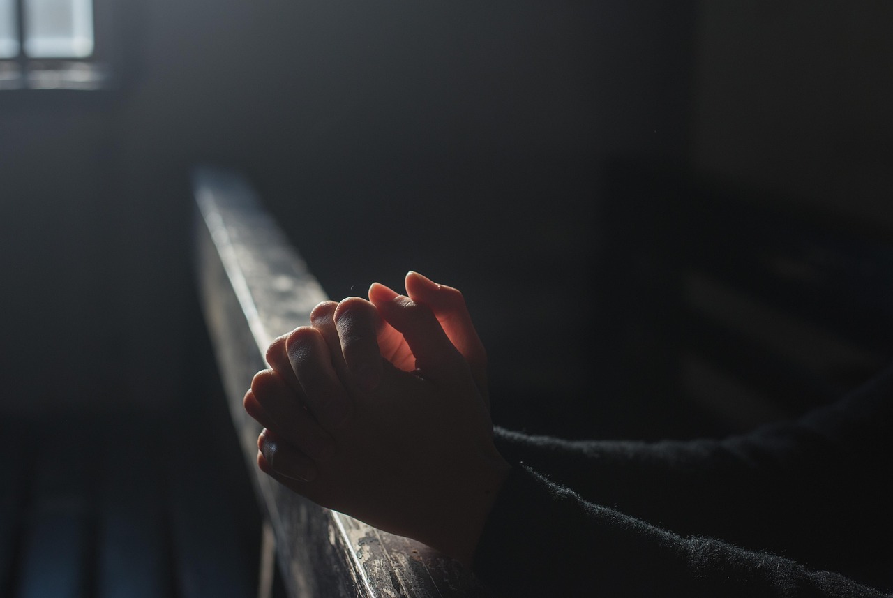 prayer-2544994_1280